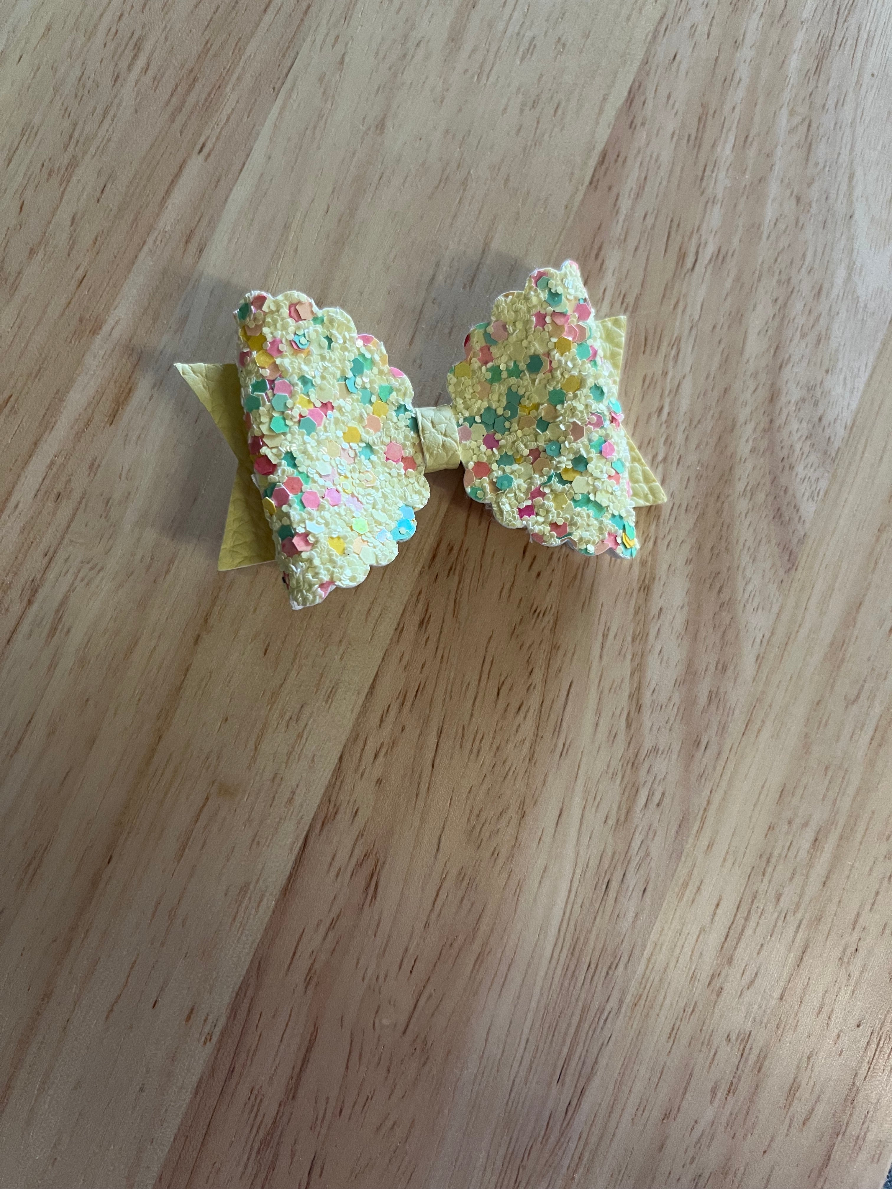 Sunny Confetti - Frilly Bow